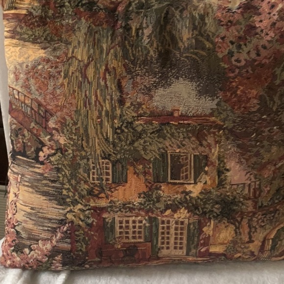 Brown and Cream Accent Pillows with Textured Design pair - Picture 2 of 5